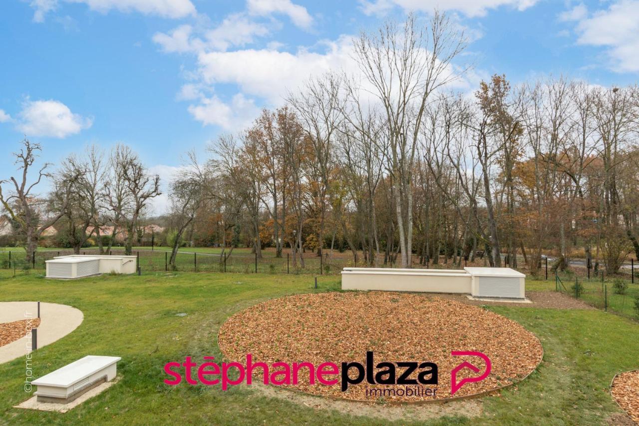 Plaza Parc 01 Apartamento Montévrain Exterior foto
